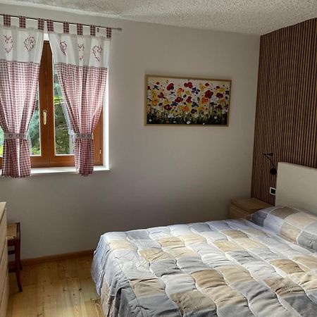Villetta Sulle Dolomiti Pracorno di Rabbi Esterno foto